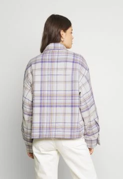 EDITED KYLA OVERSHIRT - Veste mi-saison Women 8 EDITED KYLA OVERSHIRT - Veste mi-saison Women -France Edited Soldes 2022 1014a601a463456e9f790d40c39875a2
