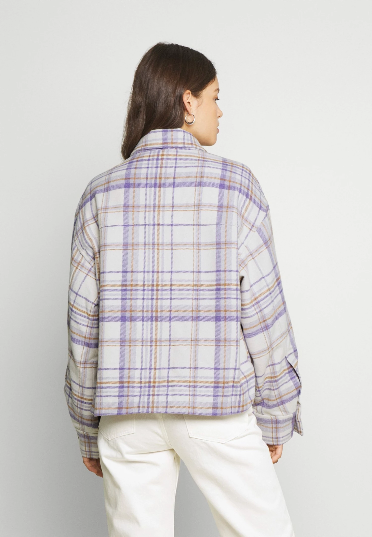 EDITED KYLA OVERSHIRT - Veste mi-saison Women 3 EDITED KYLA OVERSHIRT - Veste mi-saison Women – Image 3
