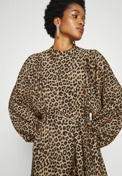 EDITED ADDIE DRESS - Robe de jour Women 10 EDITED ADDIE DRESS - Robe de jour Women -France Edited Soldes 2022 1accca1f08f045d487ed4156b793d6b2