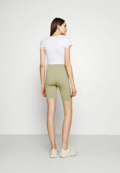 EDITED CORA - Short Women -France Edited Soldes 2022 1ae3ea6de6b444c4b4793ff486dc5dd1