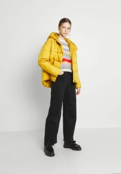 France Edited Soldes 2022 -France Edited Soldes 2022 2464d185ca0b480d9bec25d9387db6fc