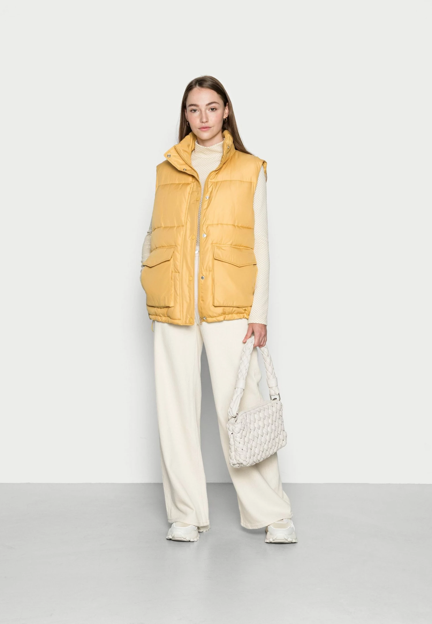 EDITED JULISSA WAISTCOAT - Veste sans manches Women 2 EDITED JULISSA WAISTCOAT - Veste sans manches Women – Image 2