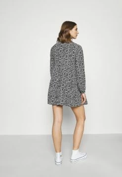 EDITED HEATHER DRESS - Robe de jour Women -France Edited Soldes 2022 2d80d9de6fd64b27a2e8e69be990aea5