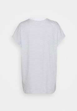 EDITED KEELA - T-shirt imprimé Women 15 EDITED KEELA - T-shirt imprimé Women -France Edited Soldes 2022 2f42f99d712f4912999fccbe5be6b2e7