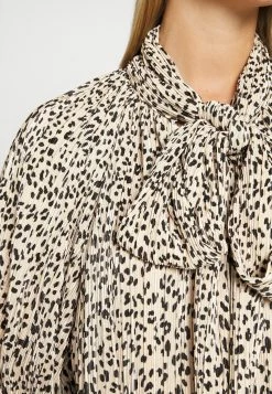 EDITED JOHRINA DRESS - Robe de jour Women -France Edited Soldes 2022 4689dde9710146fda8a1f8ba5db25b31