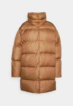 EDITED MOMO COAT - Manteau classique Women -France Edited Soldes 2022 5b4db2b280f04981b362827240d56221