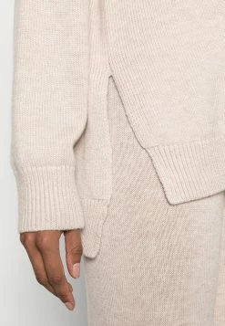 EDITED NAVA JUMPER - Pullover Women 9 EDITED NAVA JUMPER - Pullover Women -France Edited Soldes 2022 6d9a66f799944cb4924a34b1ad007f15