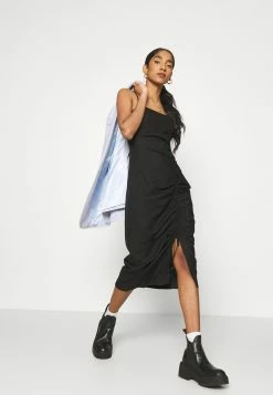 EDITED ZOE DRESS - Robe fourreau Women -France Edited Soldes 2022 7ae462b75af24e41aae63970b7c9d09d