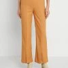 EDITED EMERY TROUSERS - Pantalon classique Women
