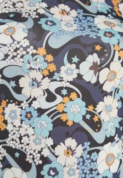 EDITED MANON LONGSLEEVE - T-shirt à manches longues Women 11 EDITED MANON LONGSLEEVE - T-shirt à manches longues Women -France Edited Soldes 2022 7c6c3c82754140c2ae96e32207f1fd00