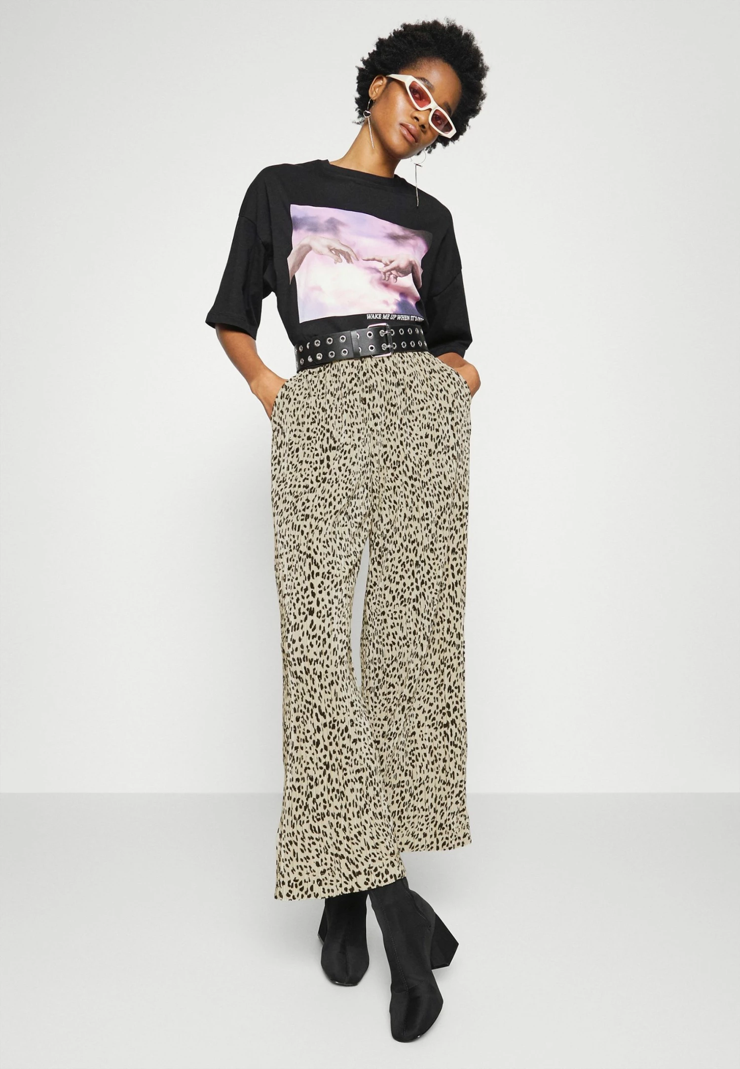 EDITED GUDRUN CULOTTE PLISEE - Pantalon classique Women 4 EDITED GUDRUN CULOTTE PLISEE - Pantalon classique Women – Image 4