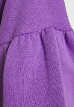 EDITED ANJA - Sweatshirt Women -France Edited Soldes 2022 8560babd8d58421cb4300a485b62cb4b