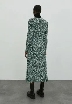 EDITED Robe longue Women -France Edited Soldes 2022 893d30b50cfb4f84afb9a344605d0845