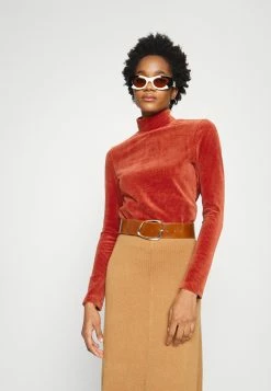 EDITED SURI LONGSLEEVE - T-shirt à manches longues Women -France Edited Soldes 2022 8c86aa0583514926b19b291ece2e624a