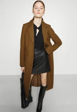 EDITED AIRIN COAT - Manteau classique Women -France Edited Soldes 2022 91067db81ef848d6b0ab61c94d4345e5