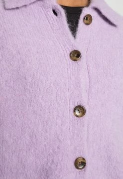 EDITED EMMARIE CARDIGAN - Gilet Women -France Edited Soldes 2022 978a6be3fb6e4226829c858e52808d20