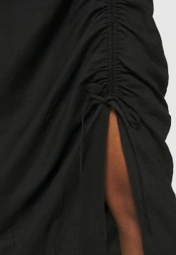 EDITED ZOE DRESS - Robe fourreau Women -France Edited Soldes 2022 b31bd429b8ae418ea2e79ab2945d4bc6