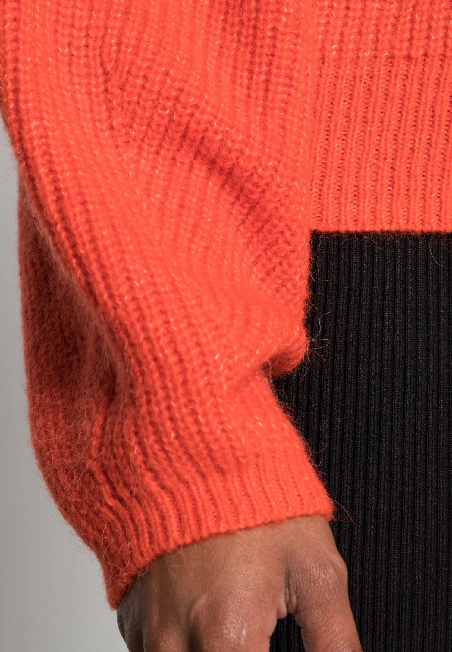 EDITED JALIYAH JUMPER - Gilet Women 5 EDITED JALIYAH JUMPER - Gilet Women – Image 5