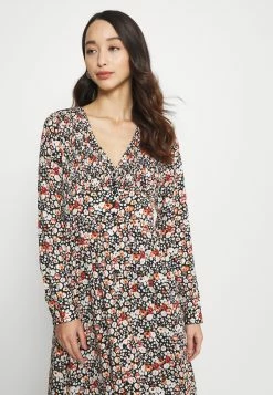 EDITED FREDERIKA DRESS - Robe longue Women -France Edited Soldes 2022 b846df3a378e4ce5b13a0c9809637591