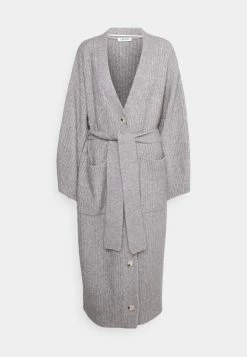 EDITED YULE CARDIGAN - Gilet Women 10 EDITED YULE CARDIGAN - Gilet Women -France Edited Soldes 2022 c00d49d630064d2ab8f1f29e6270a897