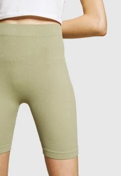 EDITED CORA - Short Women -France Edited Soldes 2022 d0b3bd8c2c064d0b96fe8fea311eef28