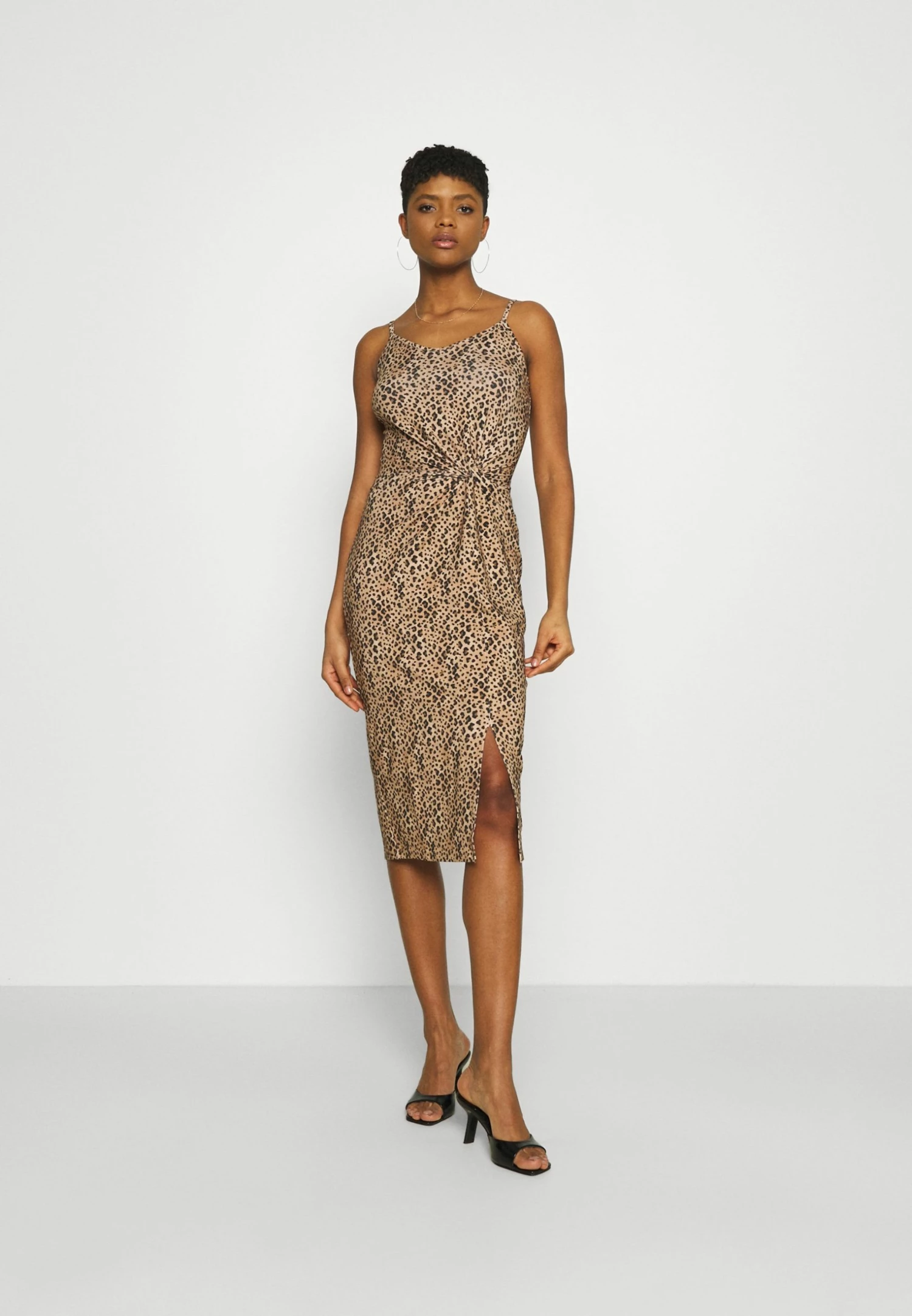 EDITED MAXINE DRESS - Robe de jour Women 2 EDITED MAXINE DRESS - Robe de jour Women – Image 2