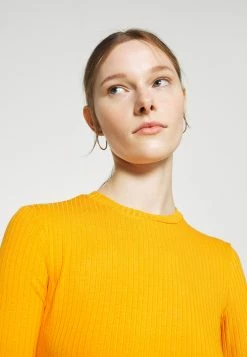 EDITED GINGER LONGSLEEVE - T-shirt à manches longues Women -France Edited Soldes 2022 d506759fa18440a882072ca602dc4c23