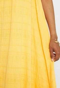 EDITED EMELIA DRESS - Robe longue Women -France Edited Soldes 2022 d9068b8b25434f1d9904531622f28f31