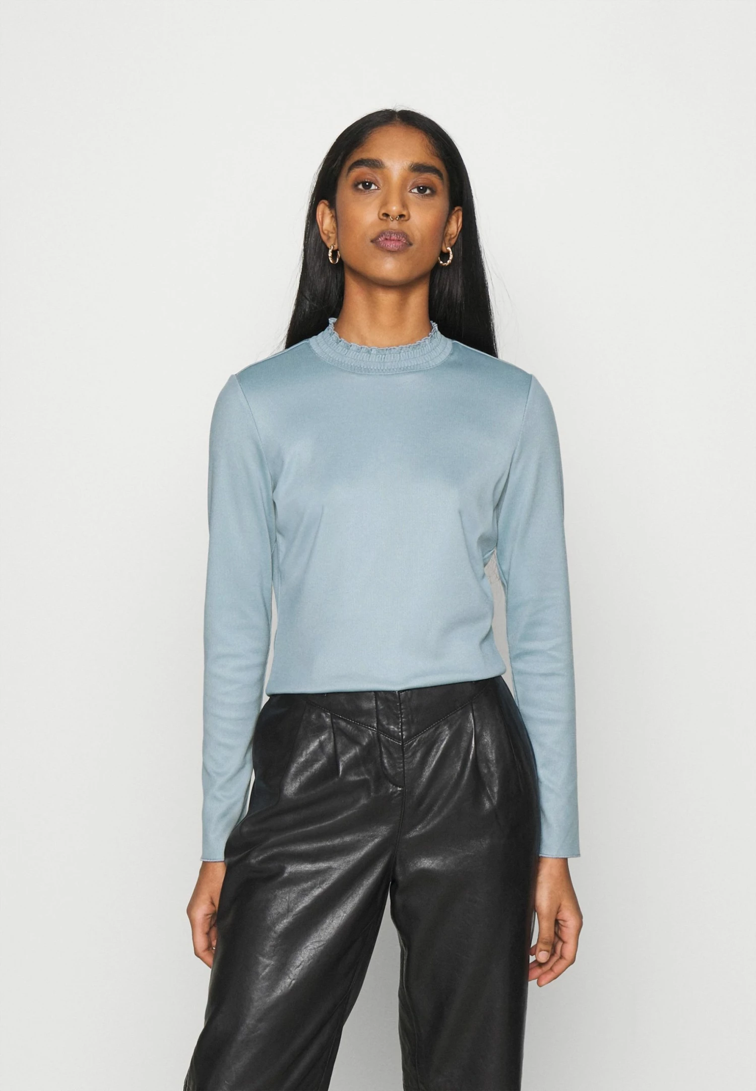 EDITED CARIANNA - T-shirt à manches longues Women 1 EDITED CARIANNA - T-shirt à manches longues Women