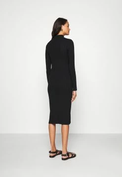 EDITED HADA DRESS - Robe pull Women -France Edited Soldes 2022 dcd8ed301ed847818b886385317f9540