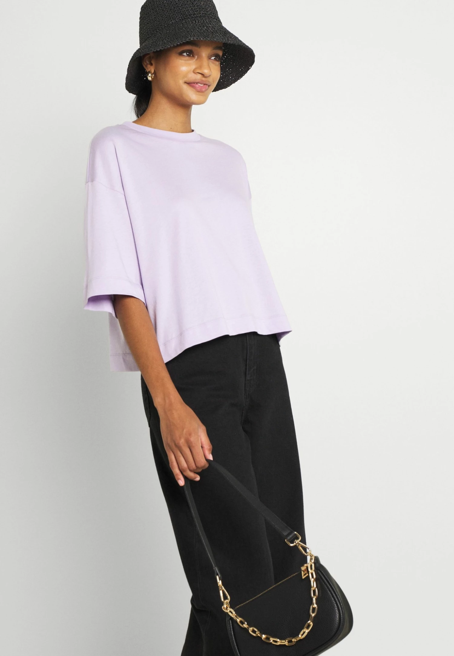 EDITED SILA - T-shirt basique Women 4 EDITED SILA - T-shirt basique Women – Image 4