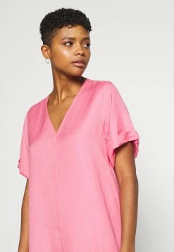 EDITED HADLEE DRESS - Robe de jour Women -France Edited Soldes 2022 e2df3a095ba34e65940ace74dd3417c6