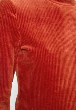 EDITED SURI LONGSLEEVE - T-shirt à manches longues Women -France Edited Soldes 2022 e423b84972b144d7a0d555e6627f0bf7