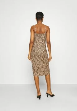 EDITED MAXINE DRESS - Robe de jour Women 11 EDITED MAXINE DRESS - Robe de jour Women -France Edited Soldes 2022 e5914a1235ec43f6b1c1bcadbd9a8761