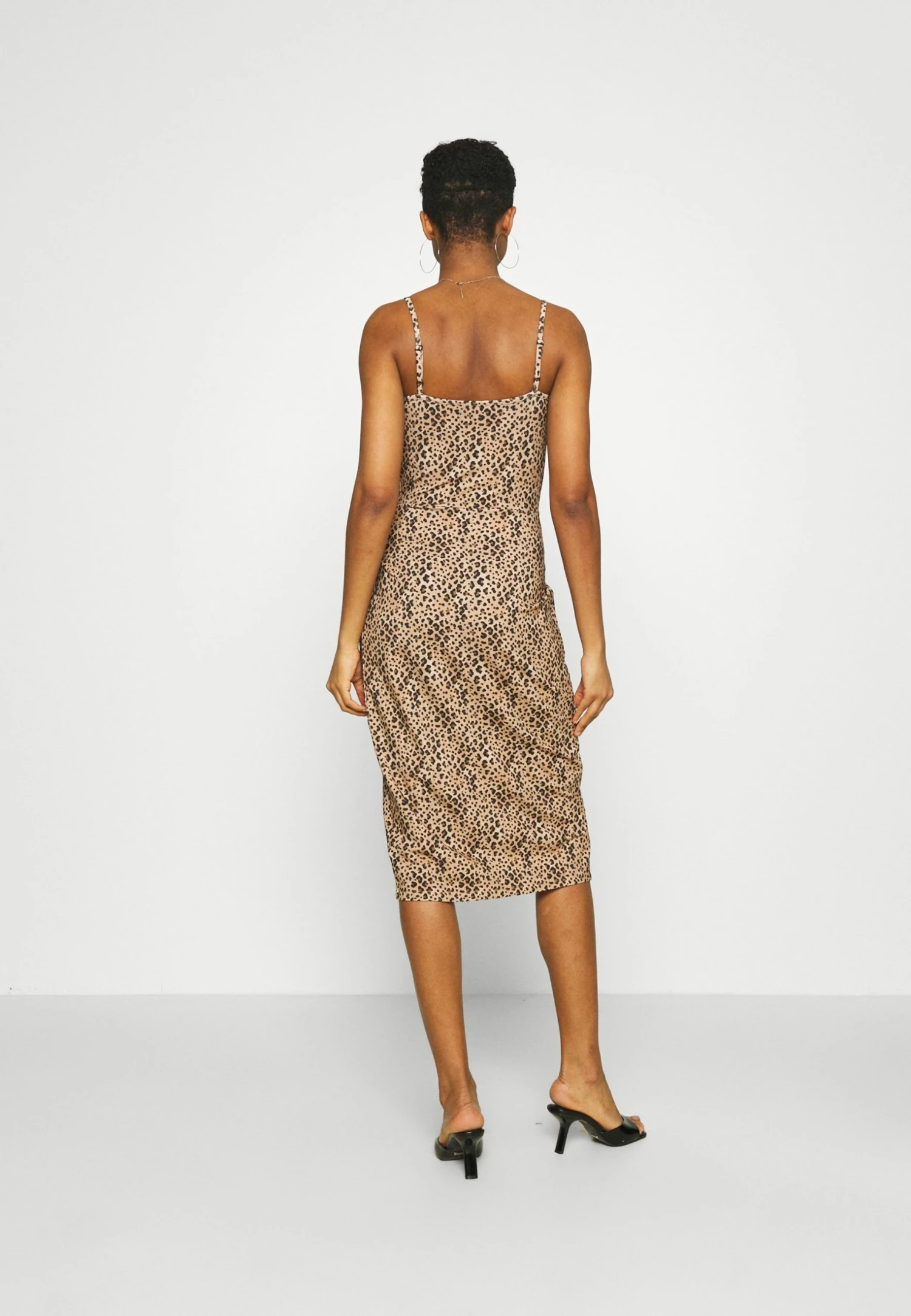 EDITED MAXINE DRESS - Robe de jour Women 3 EDITED MAXINE DRESS - Robe de jour Women – Image 3