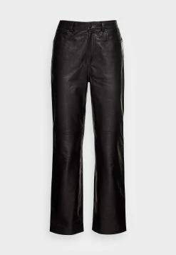 EDITED MARIA TROUSERS - Pantalon en cuir Women 8 EDITED MARIA TROUSERS - Pantalon en cuir Women -France Edited Soldes 2022 e5fd88b0152b4fedb7d467298e287786