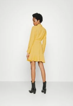 EDITED HANKA DRESS - Robe de jour Women -France Edited Soldes 2022 e67fabd674d94102adf7e131a3ec7222