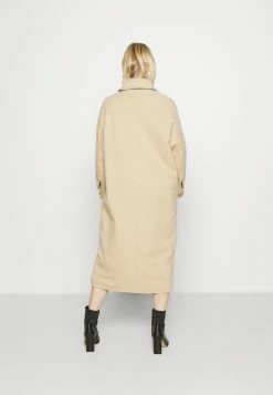 EDITED MARIANNE COAT - Manteau classique Women -France Edited Soldes 2022 eb98c8a7315c41a3acd8514cc0df226b