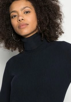 EDITED NIAH DRESS - Robe pull Women -France Edited Soldes 2022 f61fb55f17bd4c38a5e19e7999118d4e