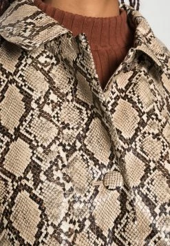 EDITED OLGA COAT - Manteau classique Women 9 EDITED OLGA COAT - Manteau classique Women -France Edited Soldes 2022 f77caeb29005484c8882d8af147ef09c