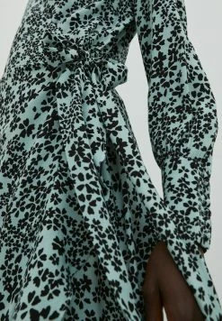 EDITED Robe longue Women -France Edited Soldes 2022 fd6b97bb2e19496298df6c9a774648a2